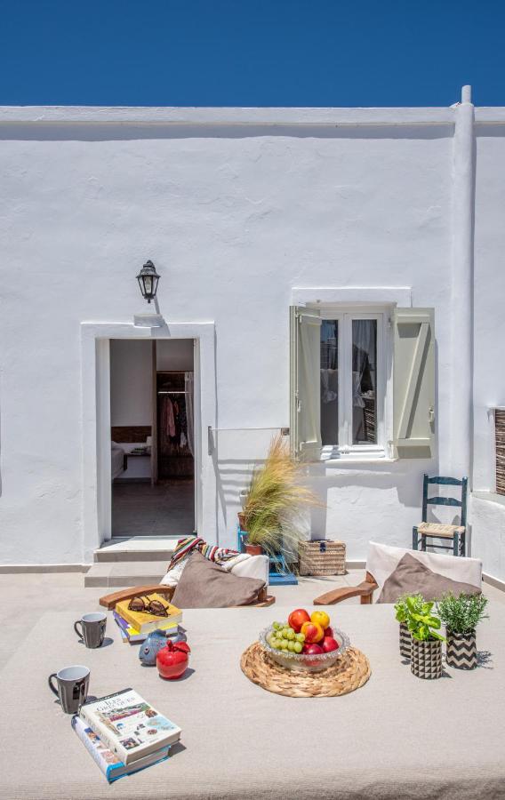 Plakes Sea View Apartment Plaka (Milos) Eksteriør billede
