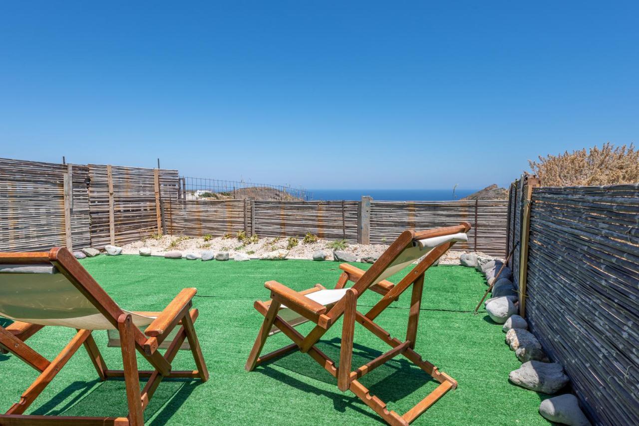 Plakes Sea View Apartment Plaka (Milos) Eksteriør billede